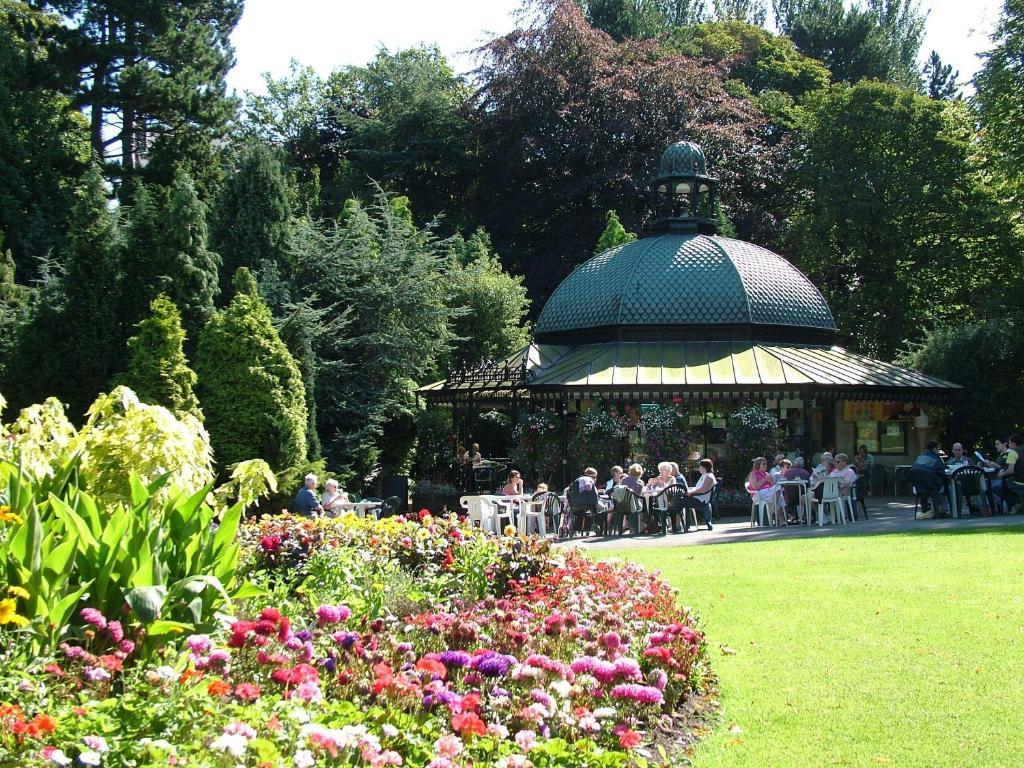Shannon Court Харрогейт Экстерьер фото